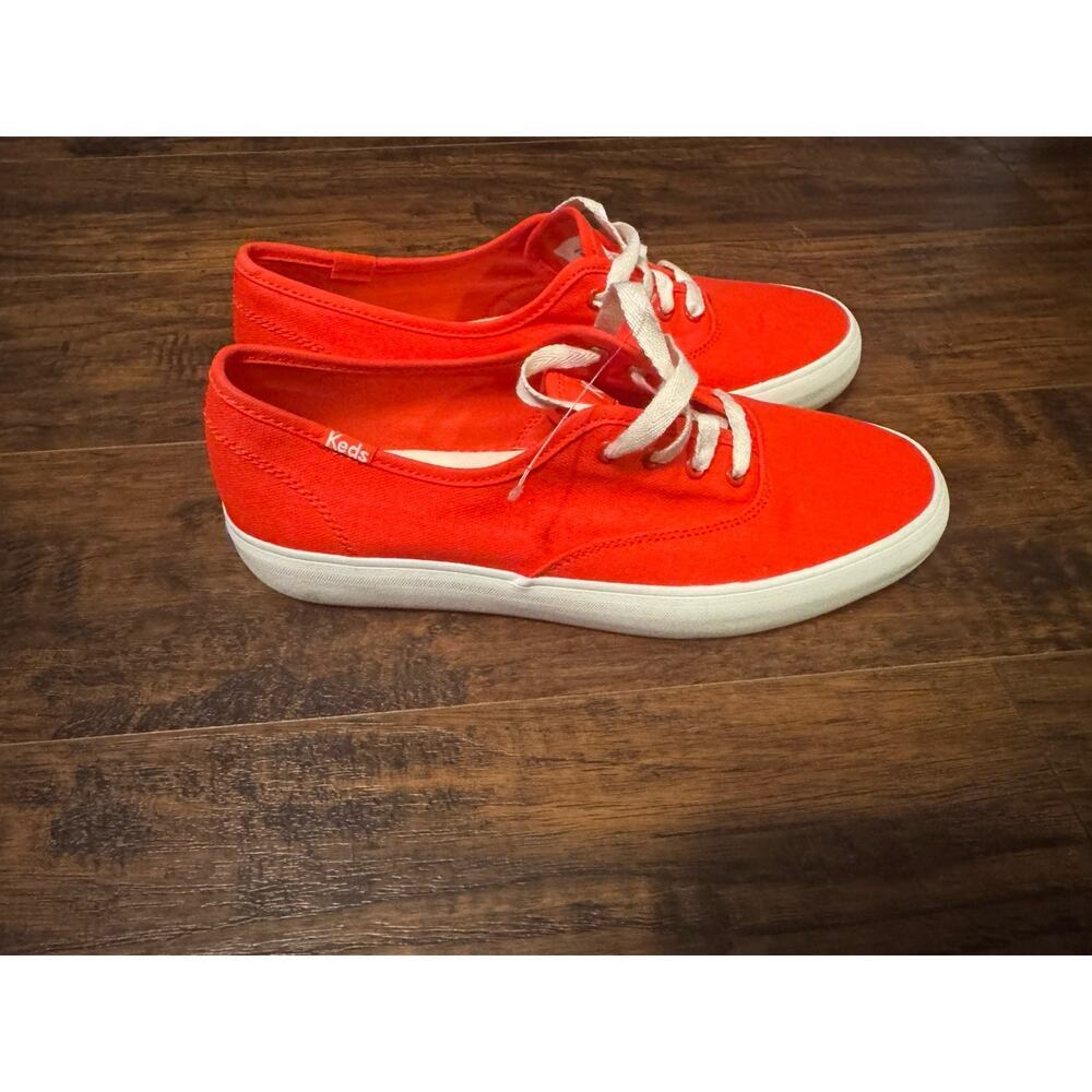 Keds Women's Champion GN Sneaker Red Canvas Size 7.5 New without Box